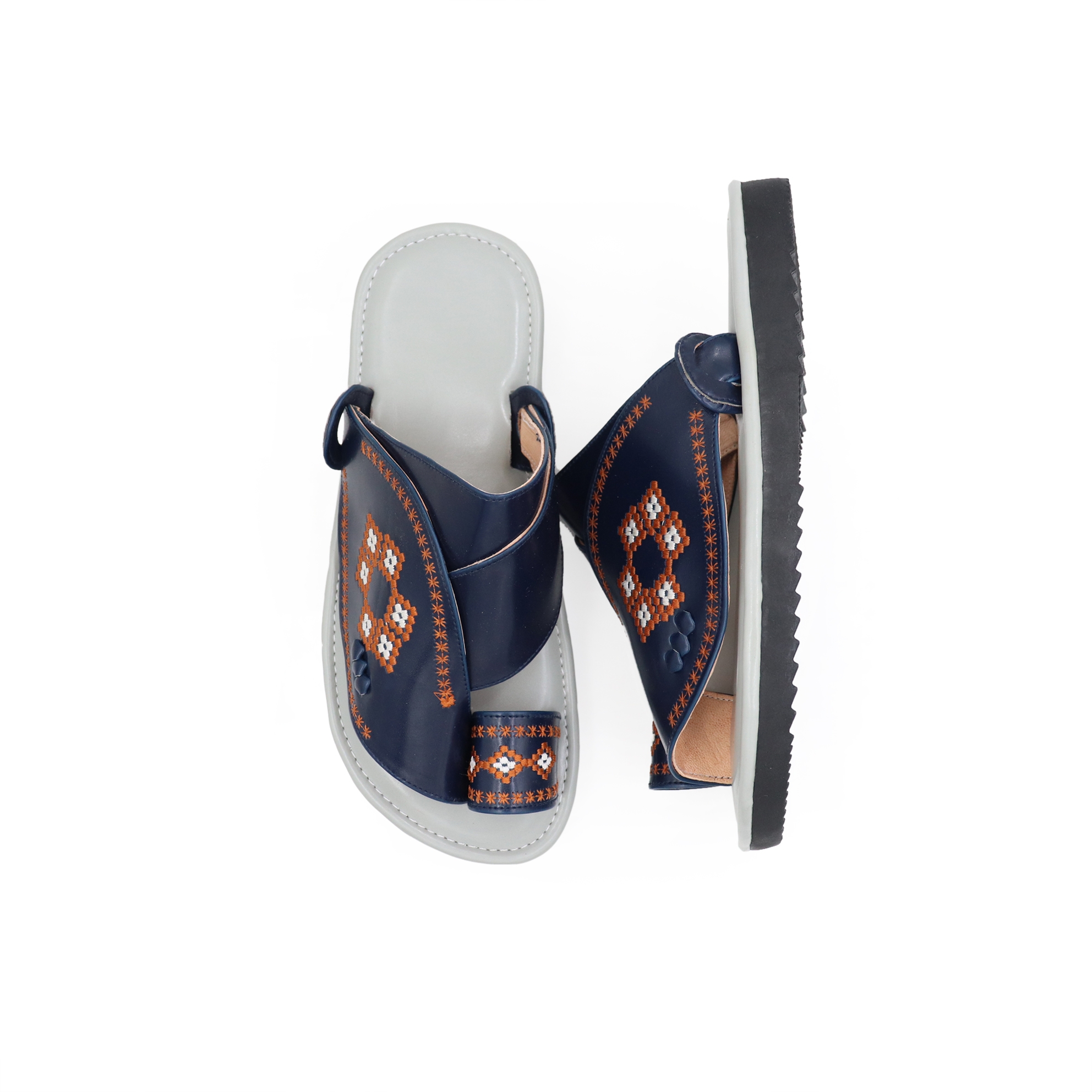 حذاء ولادي شرقي مطرز كحلي حذاء ولادي شرقي مطرز كحلي