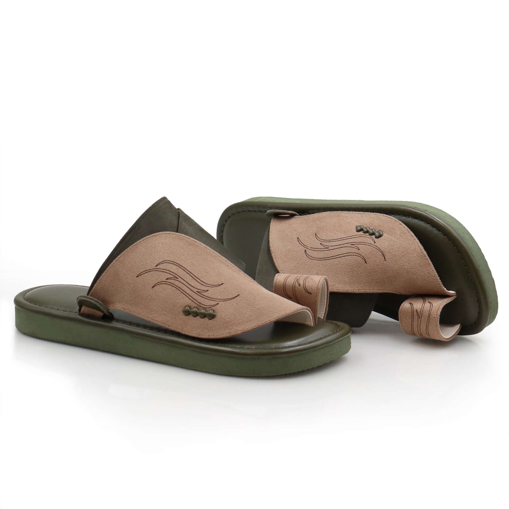 2حذاء شرقي زيتي في بيج 2حذاء شرقي زيتي في بيج