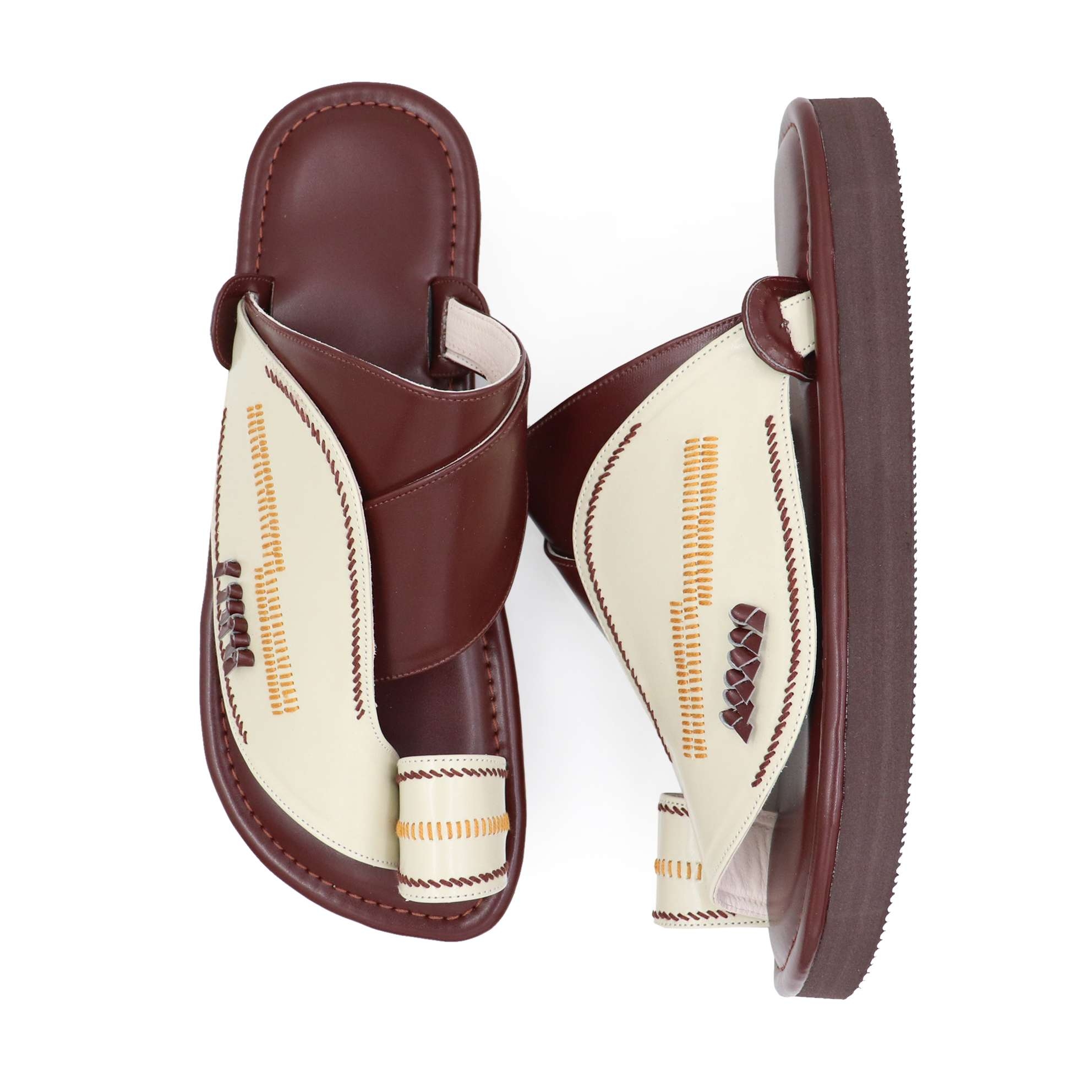 حذاء شرقي مطرز ابيض في بني4 حذاء شرقي مطرز ابيض في بني4