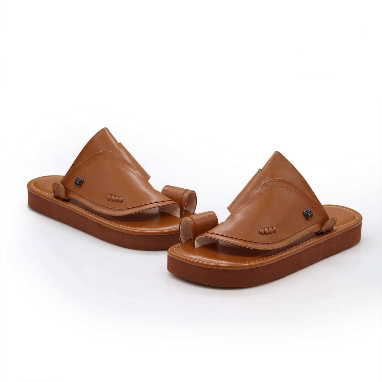 حذاء شرقي سادة جلد جملي حذاء شرقي سادة جلد جملي