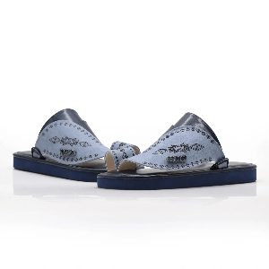 احذية شرقية مطرزة ازرق1 احذية شرقية مطرزة ازرق1