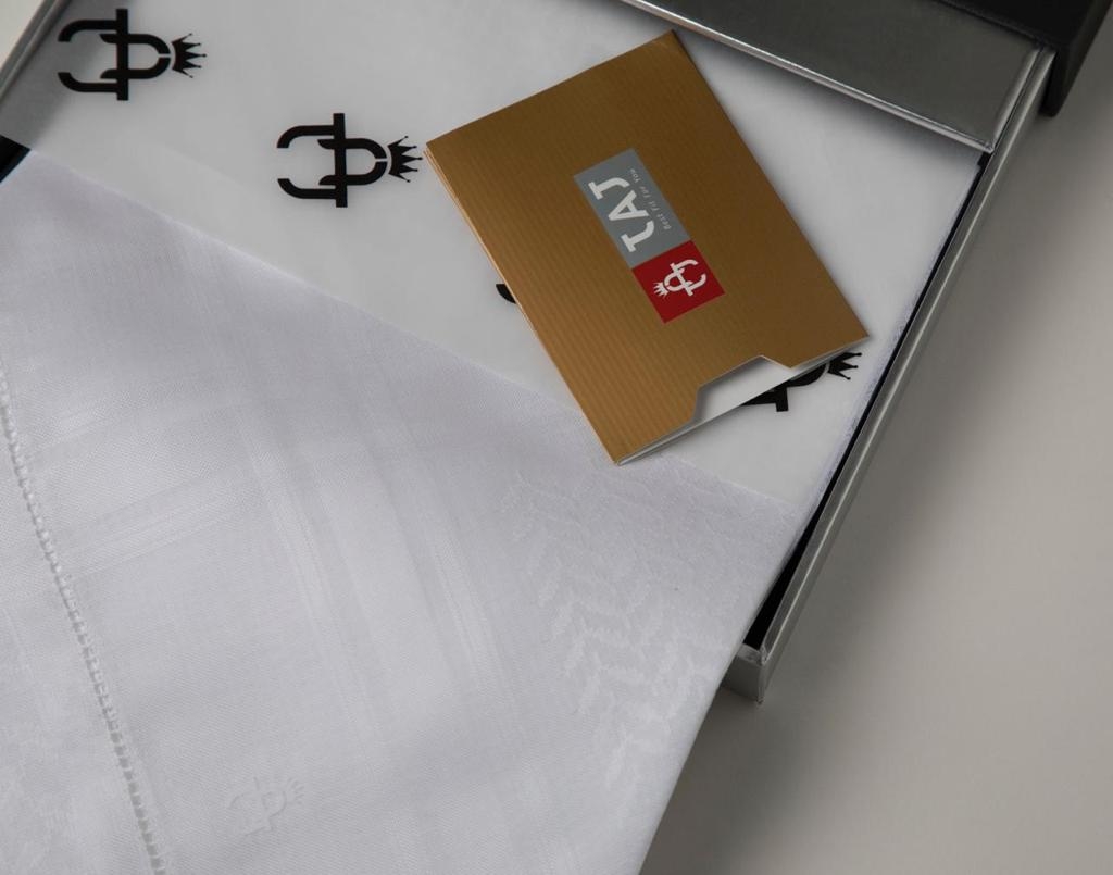 شماغ قطن عالي الجودة لون ابيض2 شماغ قطن عالي الجودة لون ابيض2