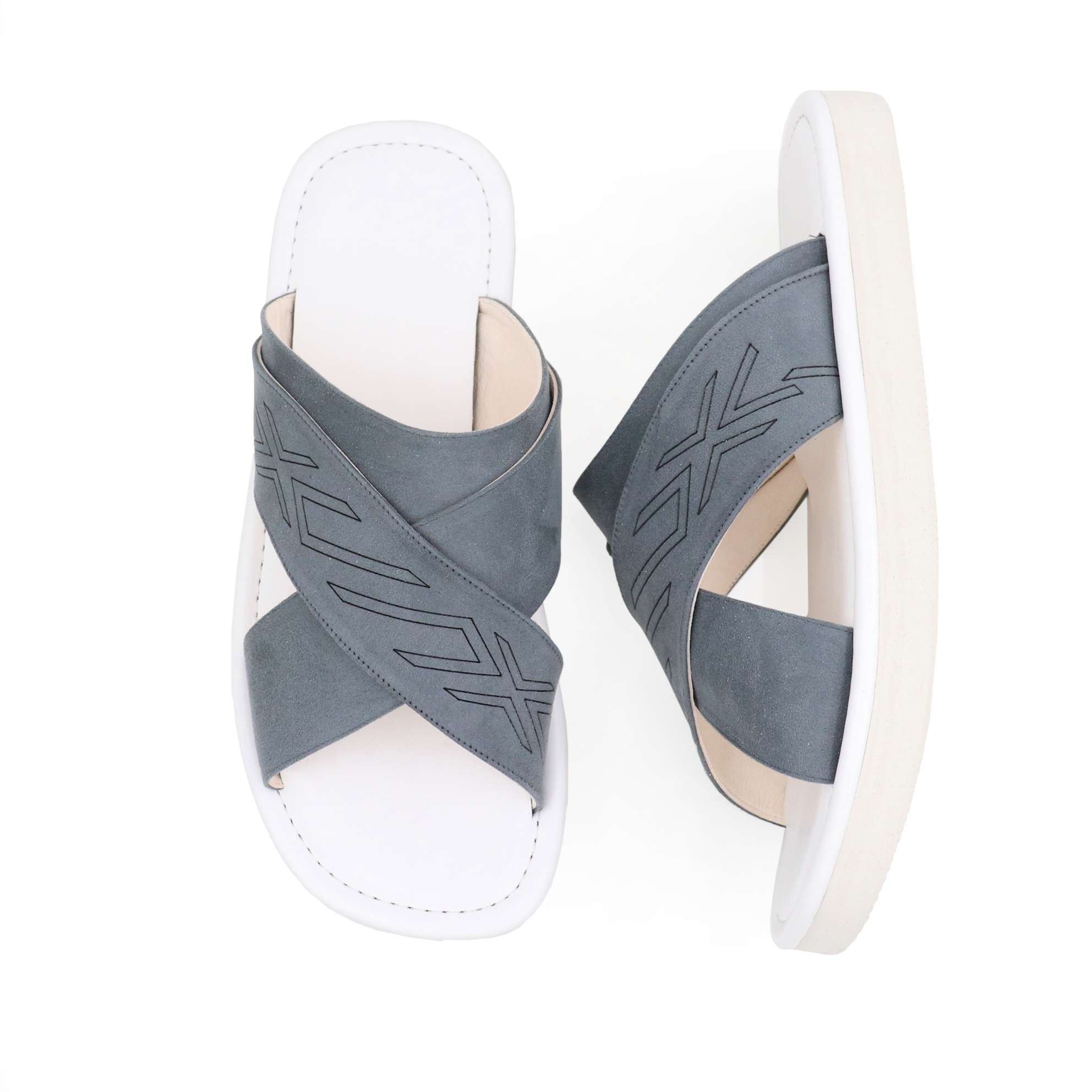 حذاء شرقي باللون الرصاصي 3 حذاء شرقي باللون الرصاصي 3