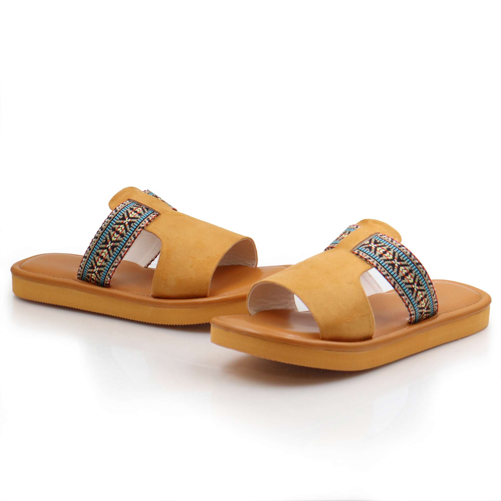 حذاء شرقي جملي حذاء شرقي جملي