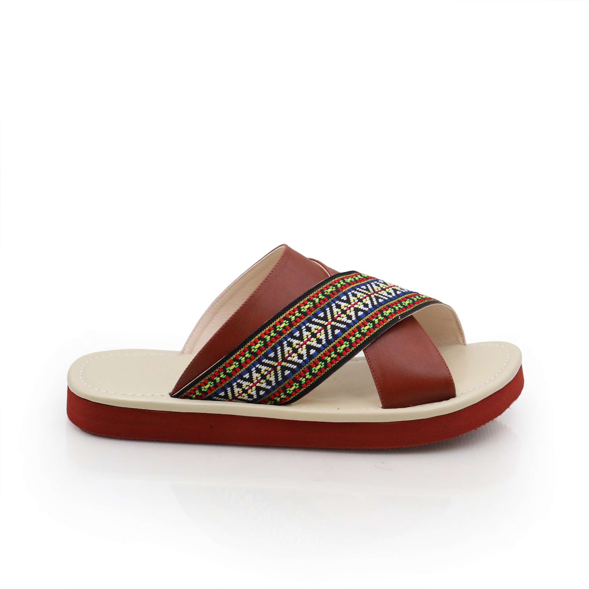 حذاء زبيري مطرز 2 حذاء زبيري مطرز 2