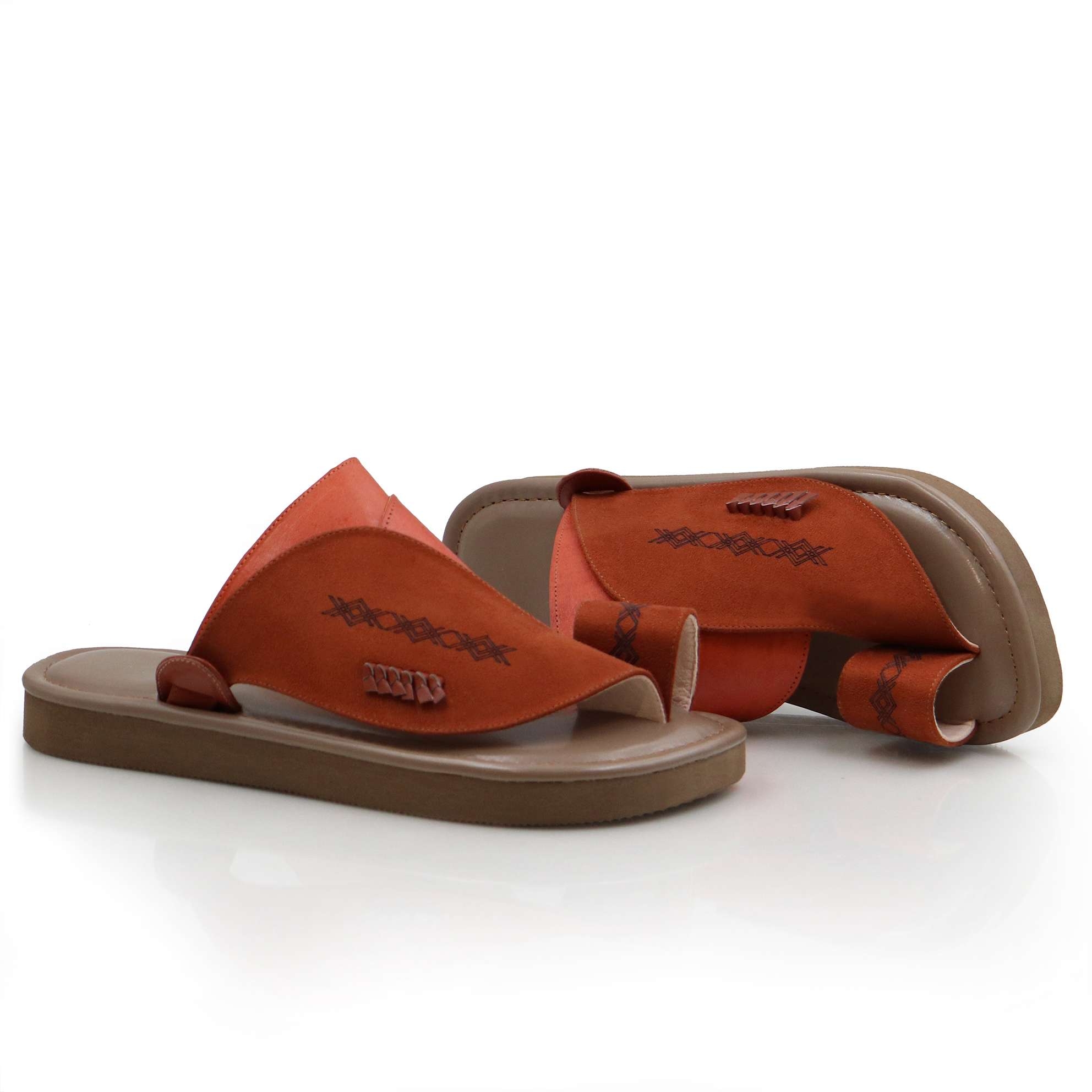 حذاء شرقي مطرز جملي2 حذاء شرقي مطرز جملي2