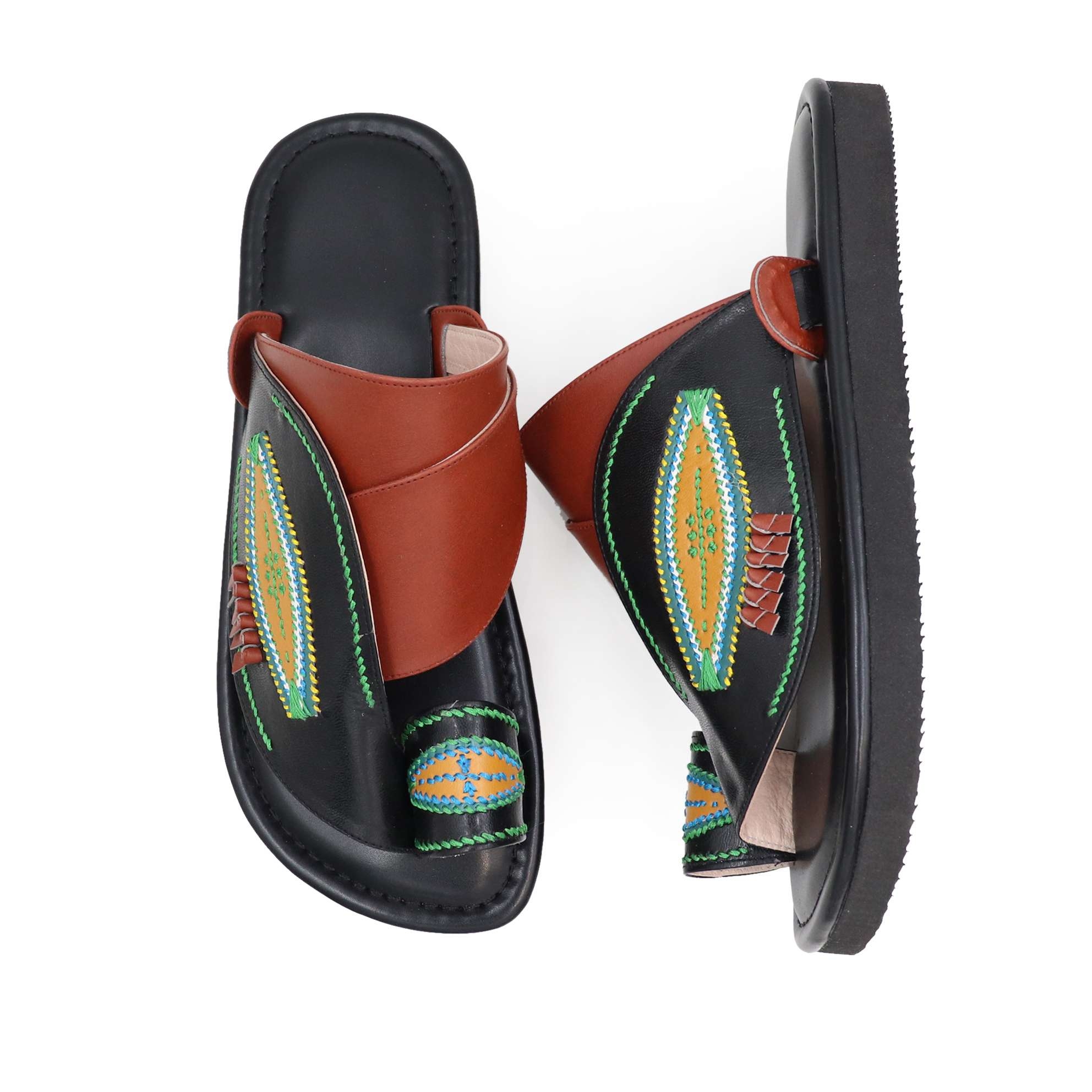 شبشب جلد اسود مطرز4 شبشب جلد اسود مطرز4