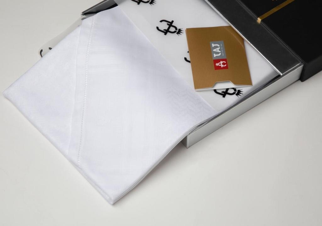 شماغ قطن عالي الجودة لون ابيض3 شماغ قطن عالي الجودة لون ابيض3