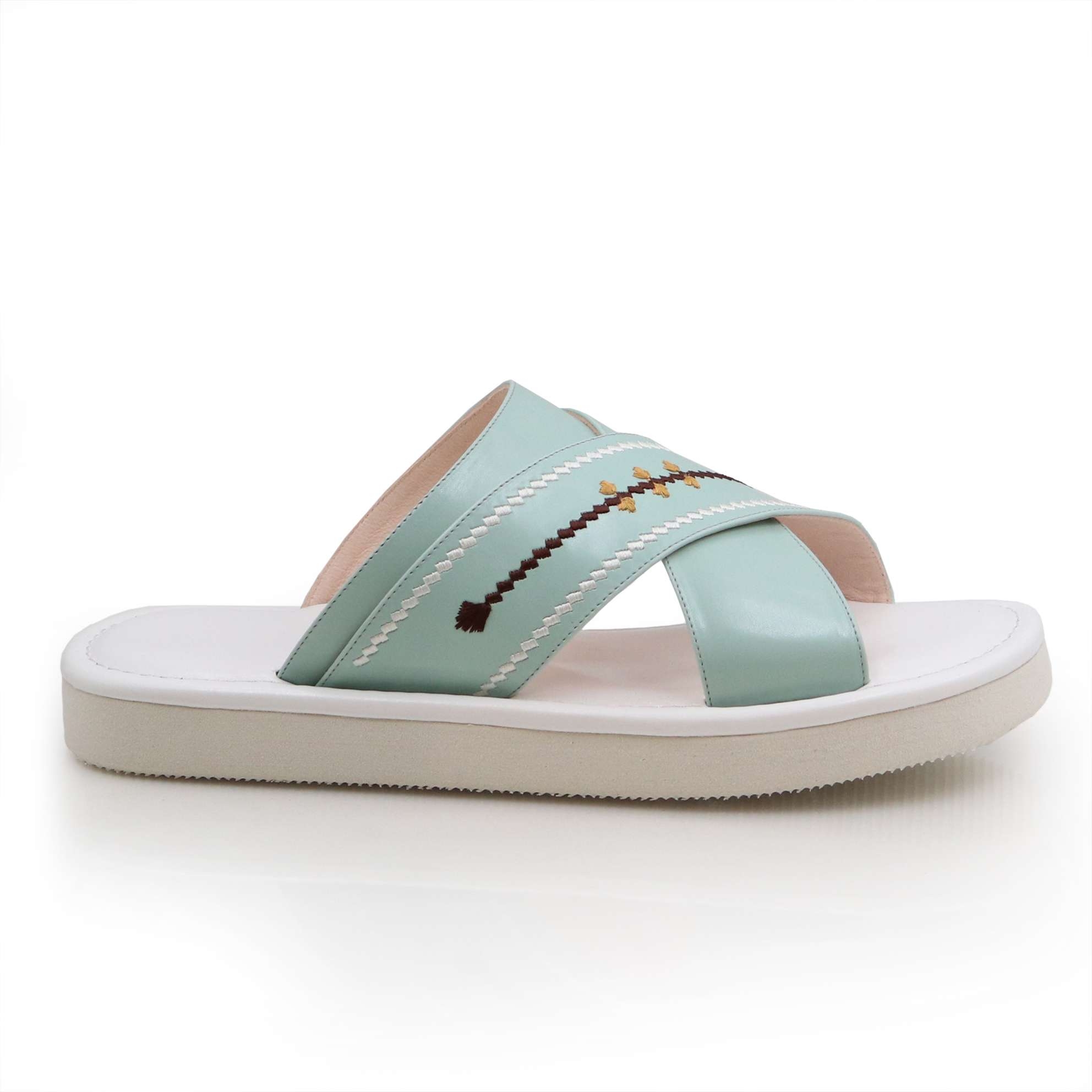 حذاء شرقي 2 حذاء شرقي 2