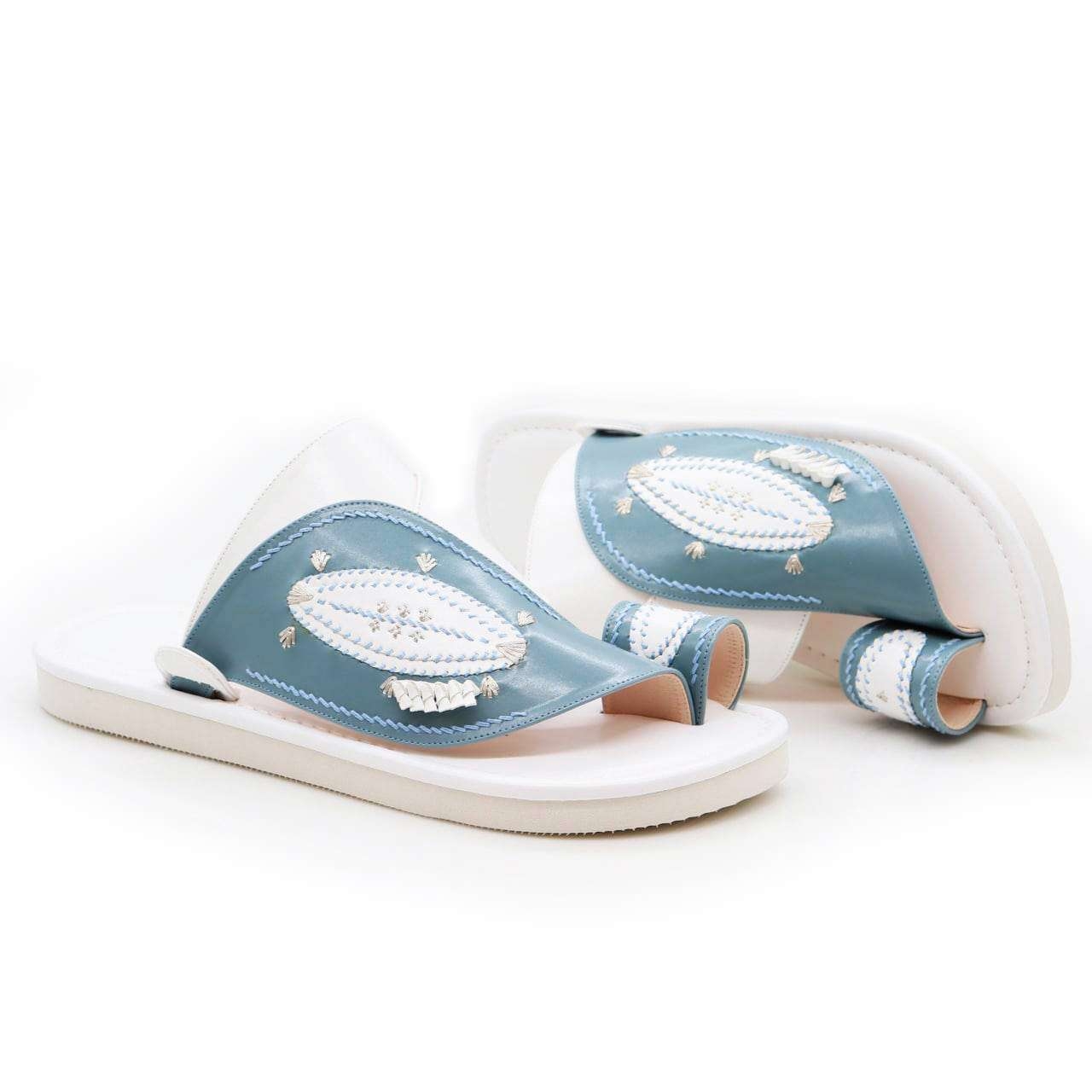 حذاء شرقي مطرز ابيض2 حذاء شرقي مطرز ابيض2