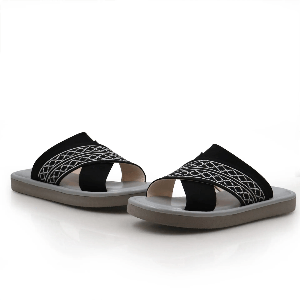 حذاء شرقي اسود حذاء شرقي اسود