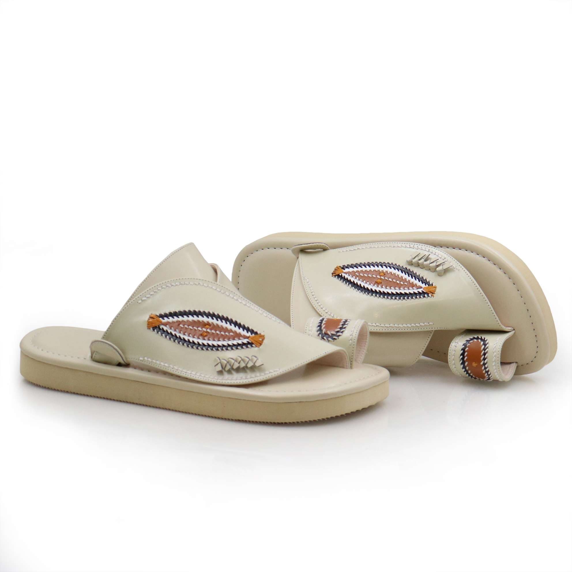 حذاء شرقي نقش لون بيج2 حذاء شرقي نقش لون بيج2