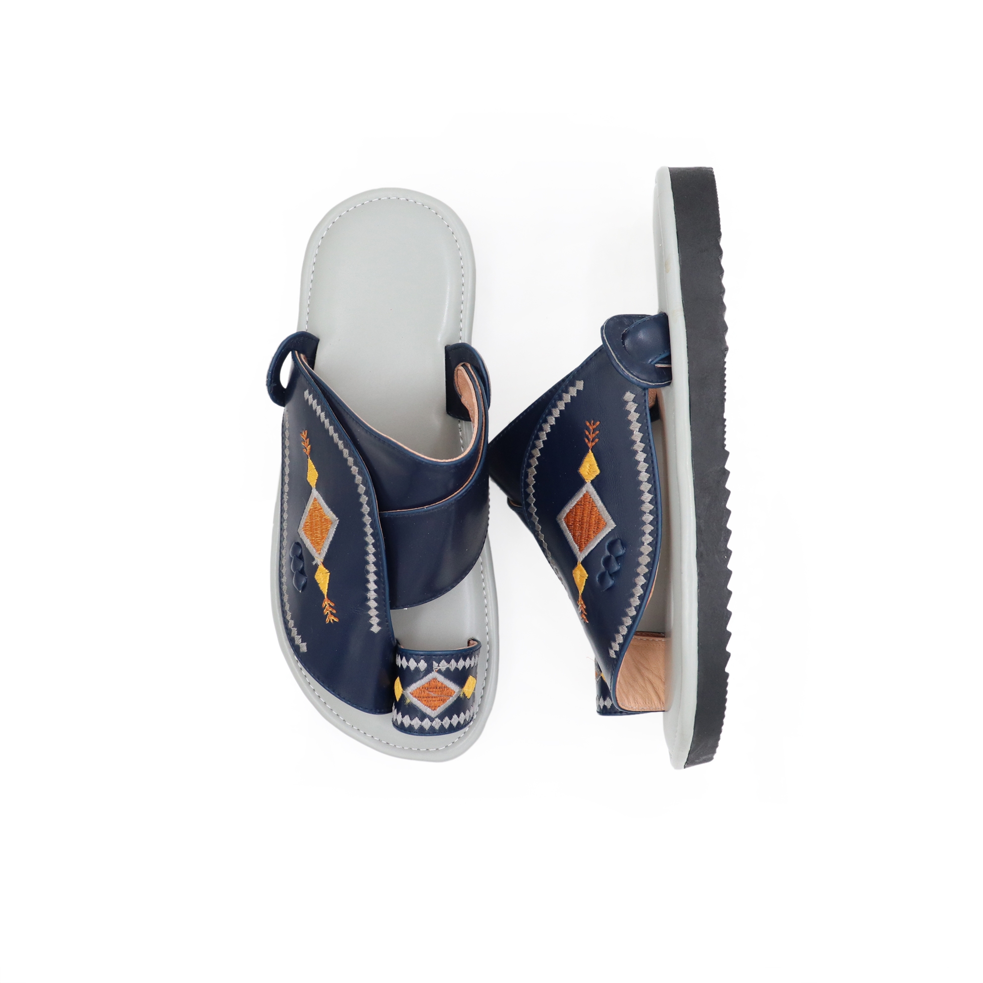 حذاء ولادي مطرز شرقي كحلي حذاء ولادي مطرز شرقي كحلي