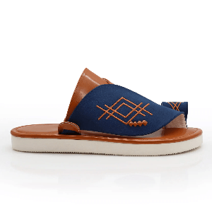 احذية شرقية مطرزة كحلي مع برتقالي3 احذية شرقية مطرزة كحلي مع برتقالي3