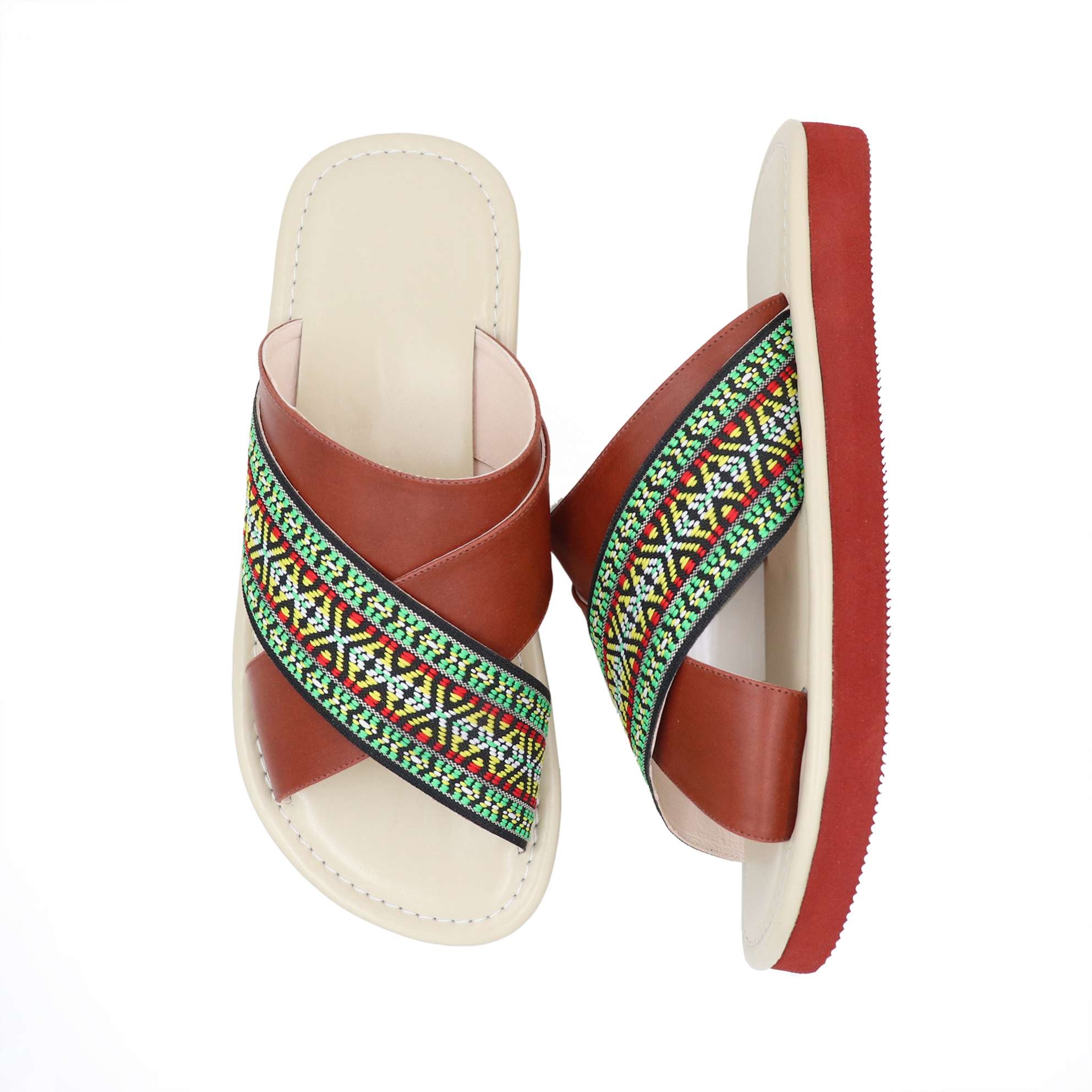 حذاء شرقي مطرز 3 حذاء شرقي مطرز 3