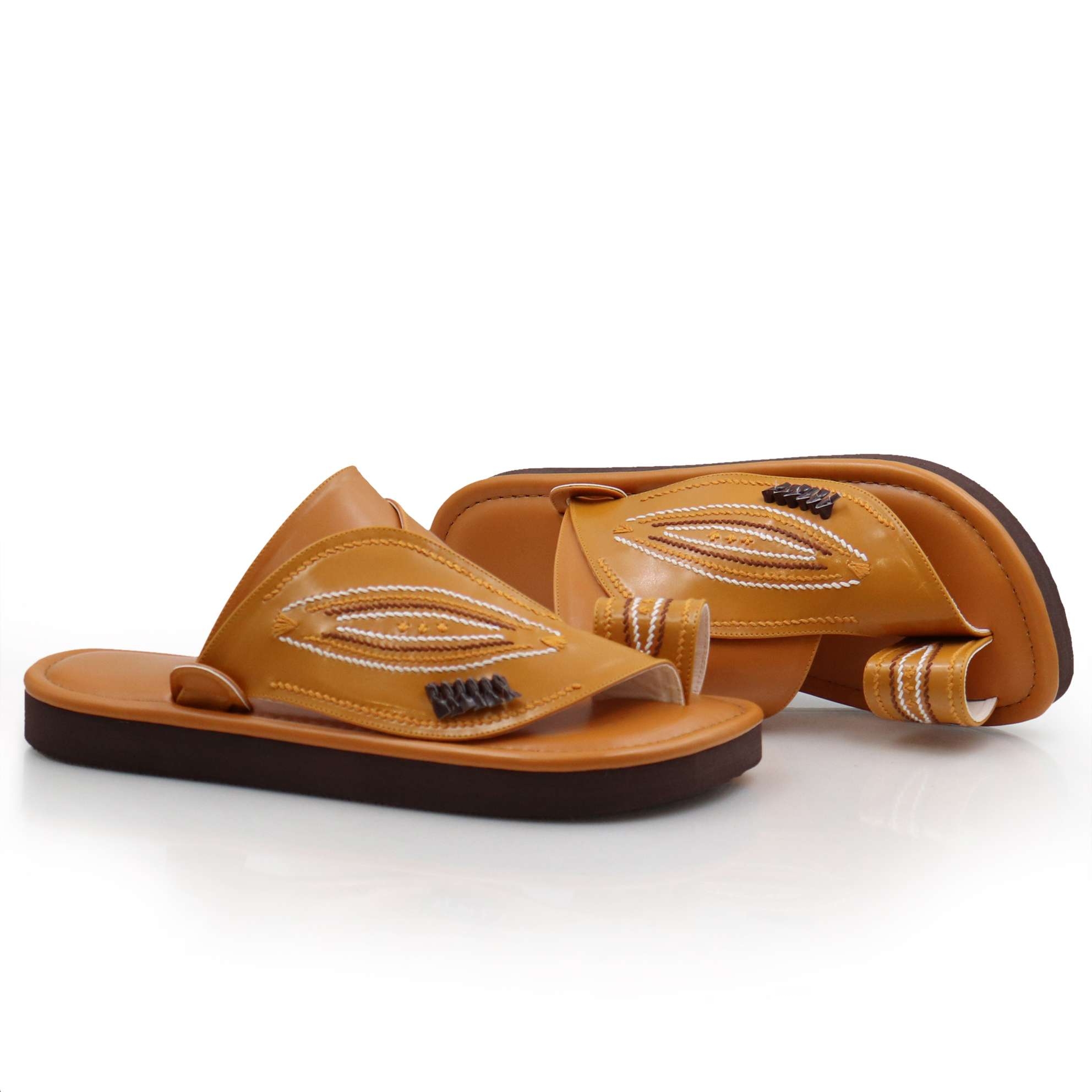 حذاء شرقي مطرز صناعة وطنيه2 حذاء شرقي مطرز صناعة وطنيه2