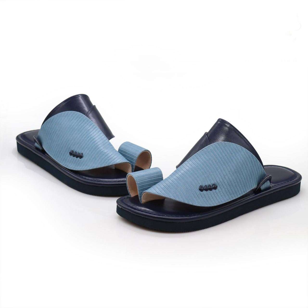 حذاء شرقي كحلي حذاء شرقي كحلي