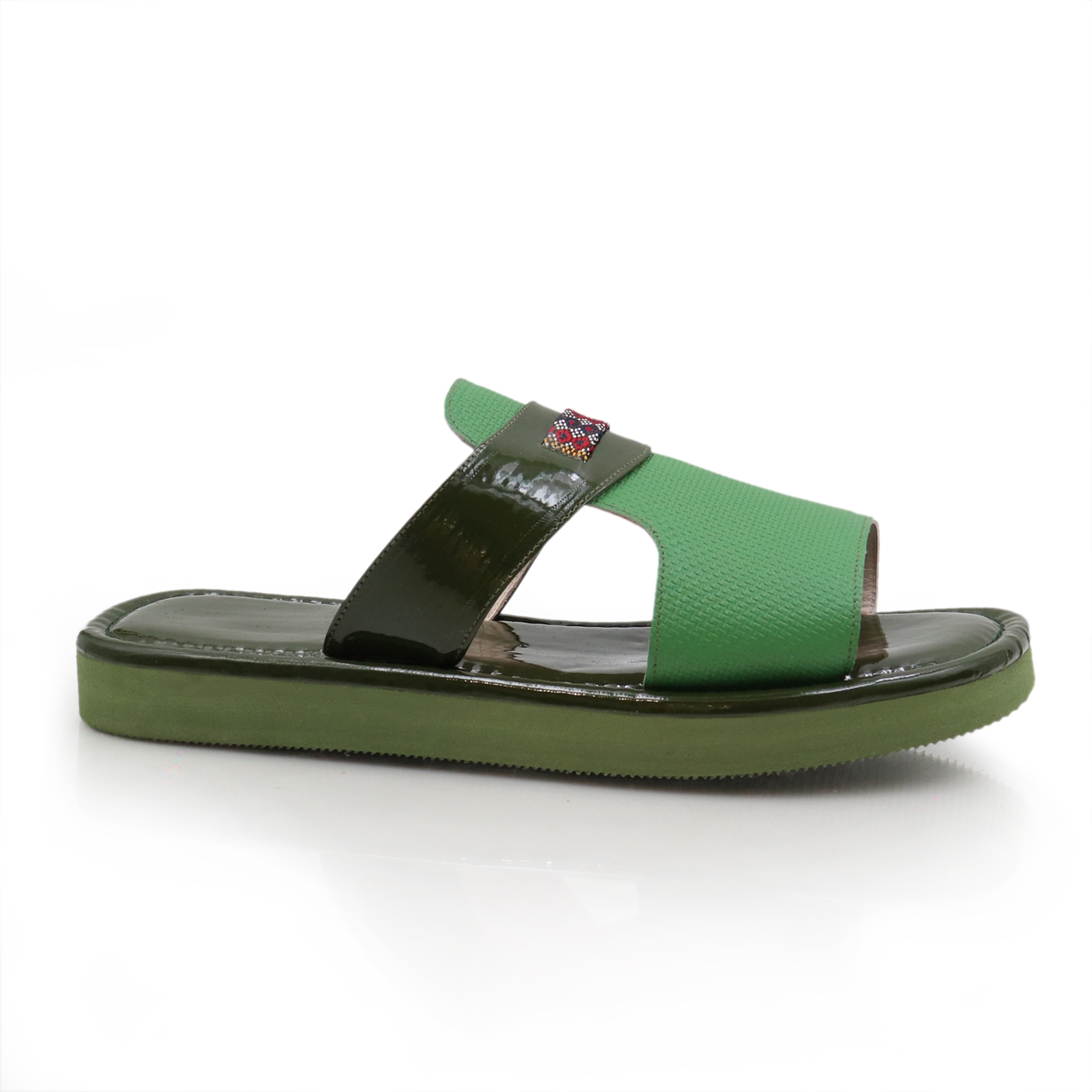 حذاء شرقي أخضر 1 حذاء شرقي أخضر 1