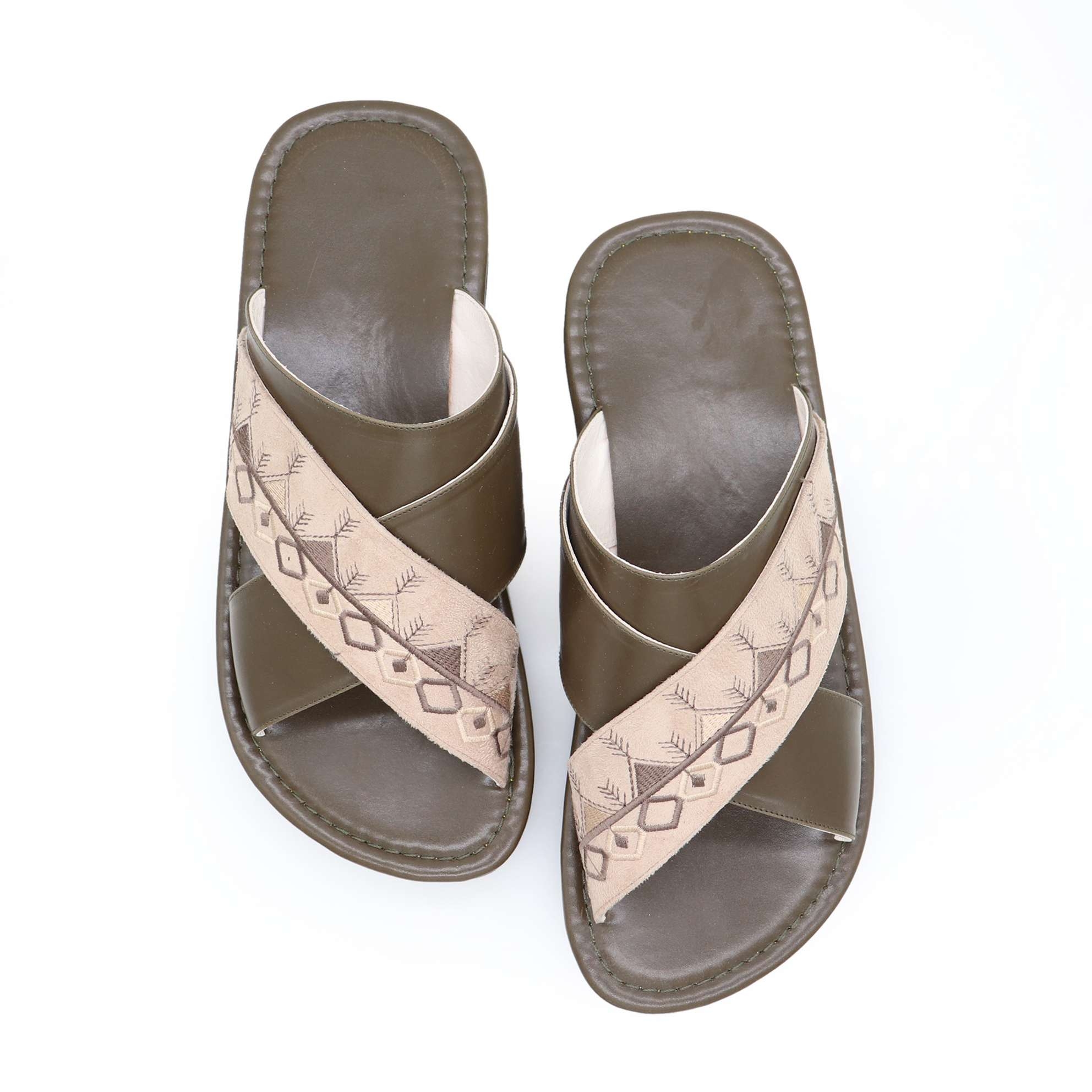 نعال قصيمي ملون 3 نعال قصيمي ملون 3