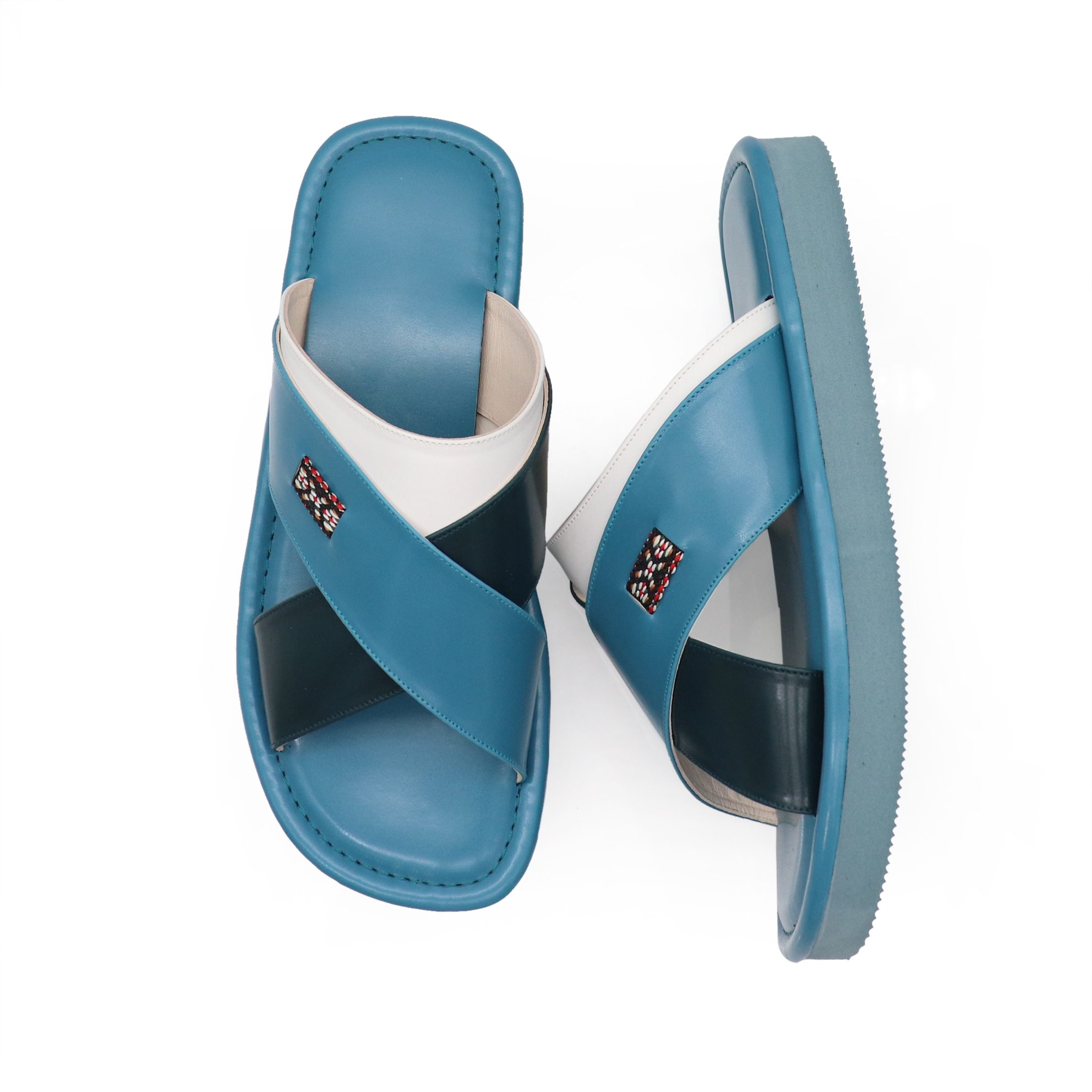 نعال زبيري لبني نعال زبيري لبني