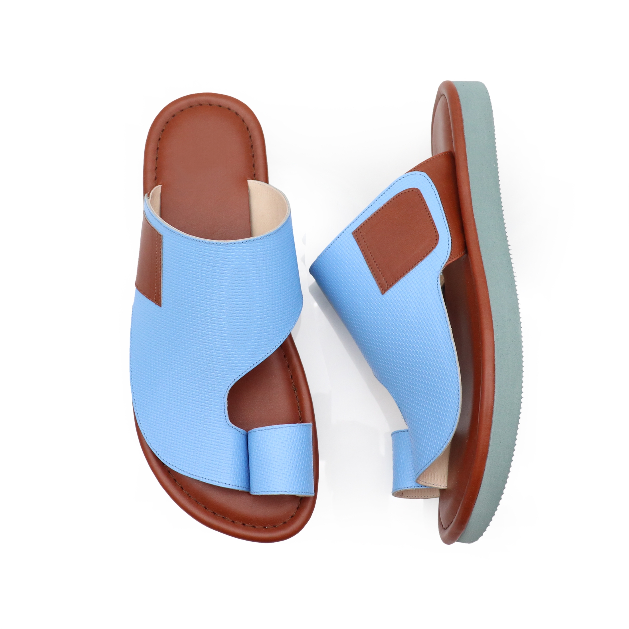 حذاء شرقي كاجوال بأصبع 3 حذاء شرقي كاجوال بأصبع 3