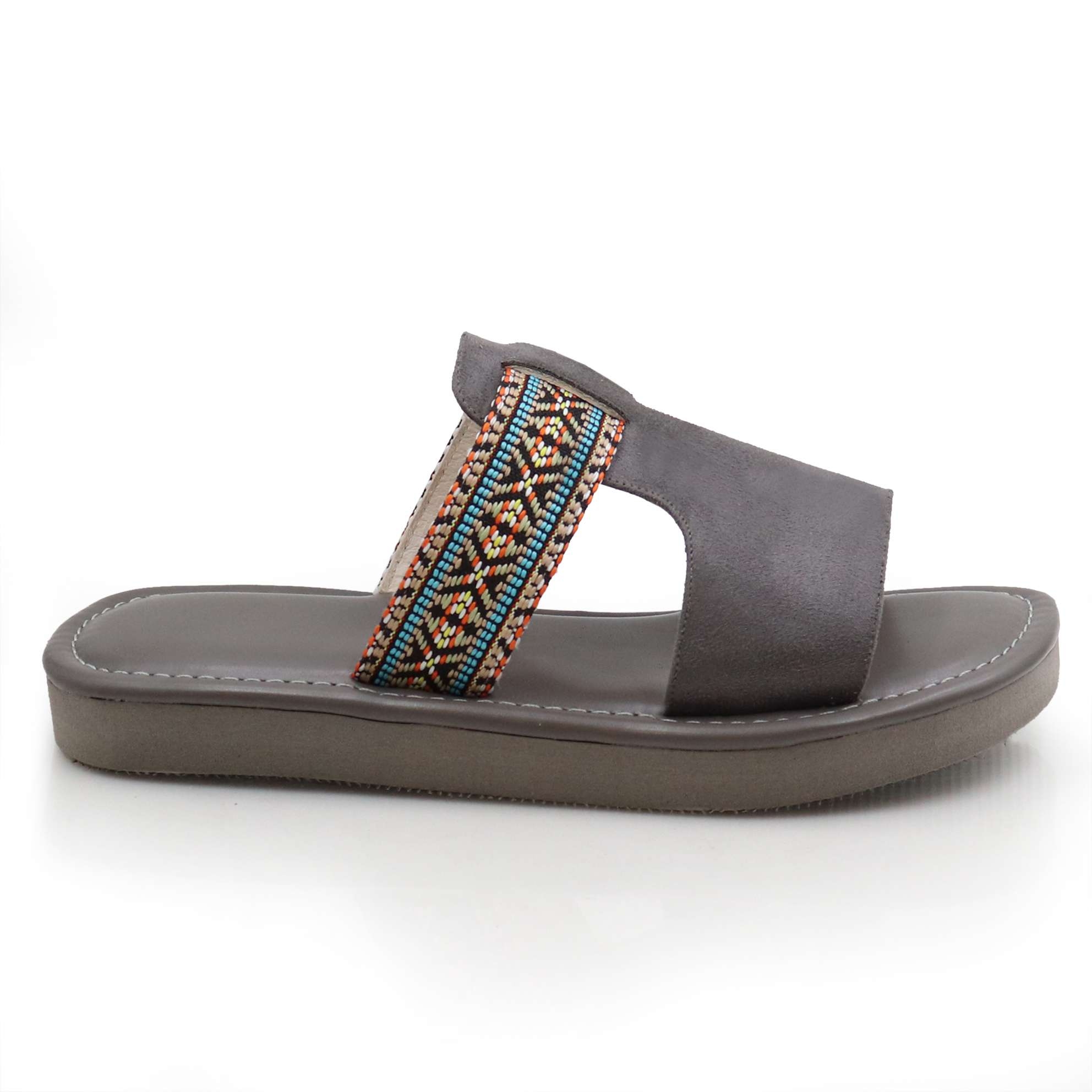 حذاء شرقي رصاصي غامق 2 حذاء شرقي رصاصي غامق 2