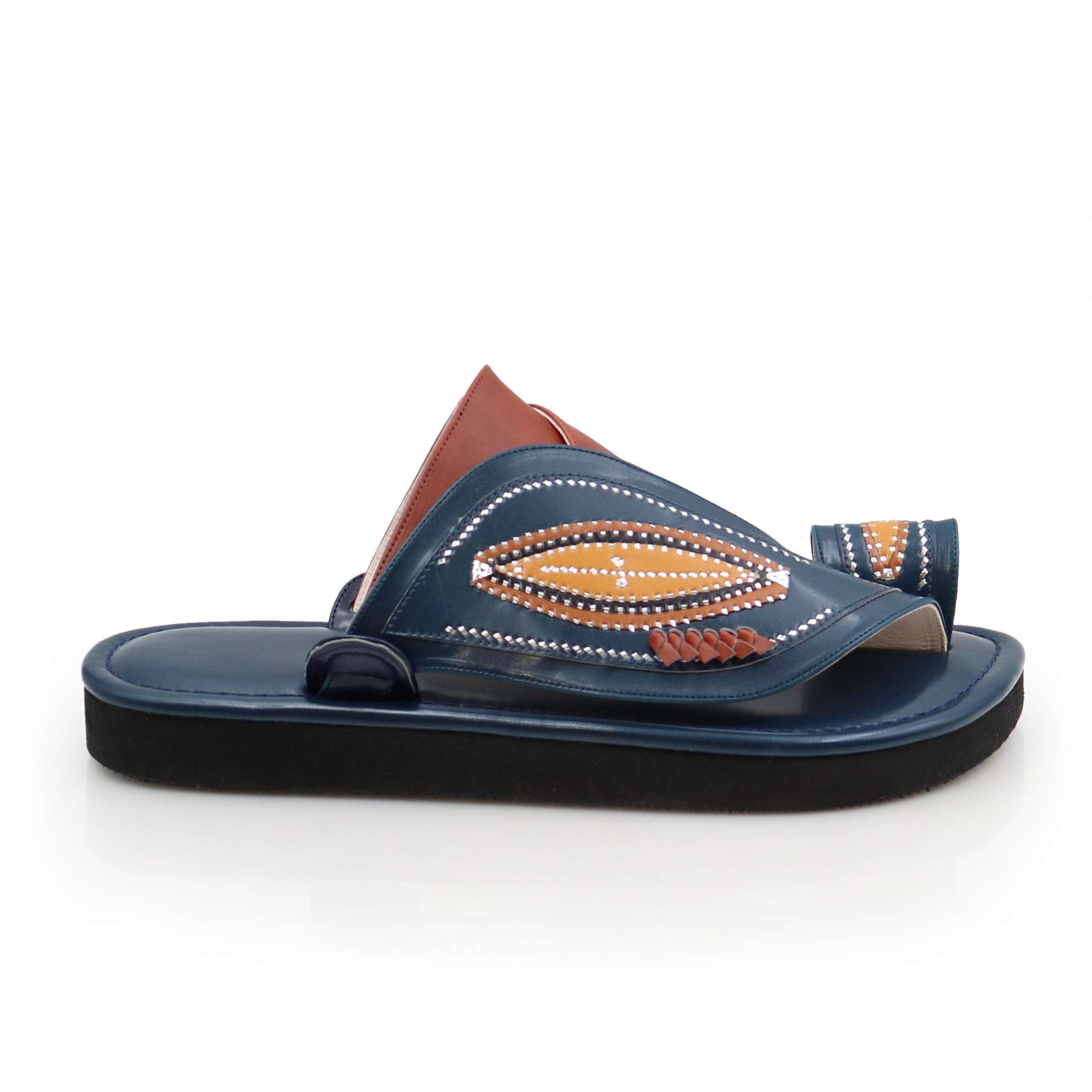 حذاء شرقي مطرز اسود3 حذاء شرقي مطرز اسود3