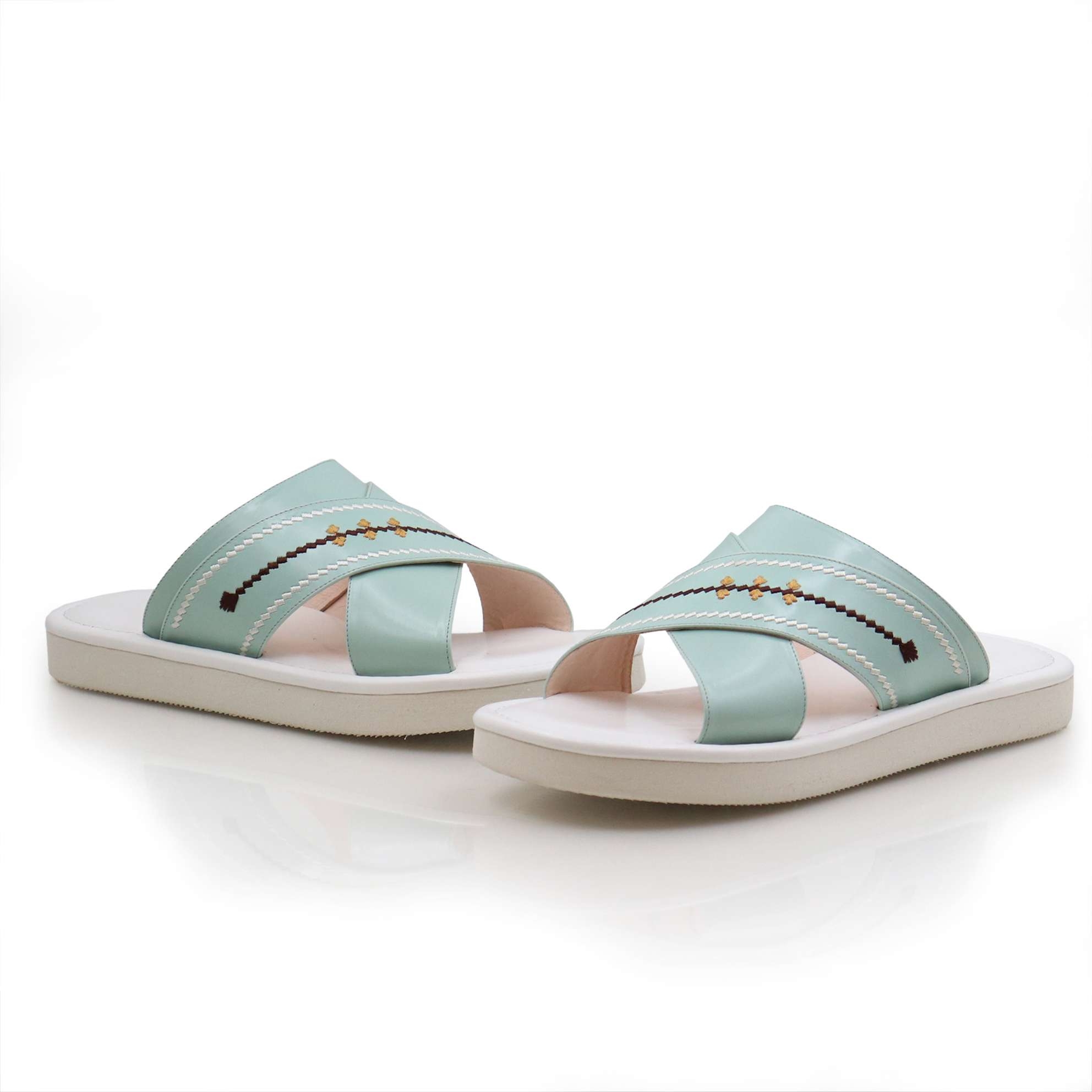 حذاء شرقي حذاء شرقي