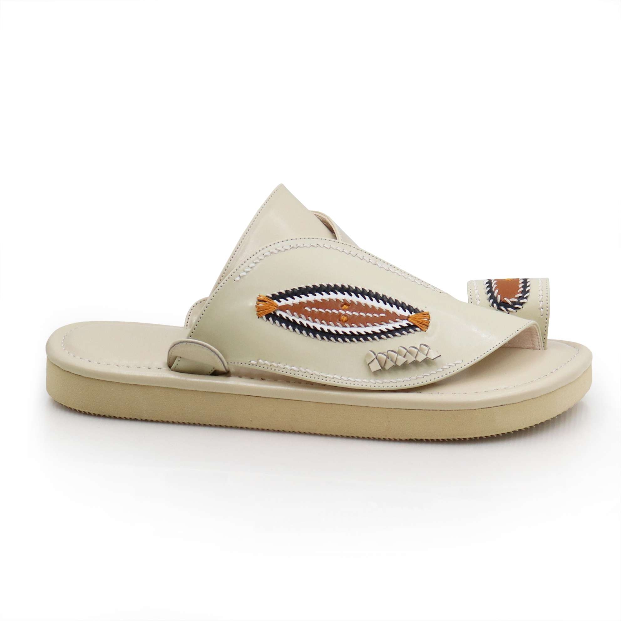 حذاء شرقي نقش لون بيج3 حذاء شرقي نقش لون بيج3