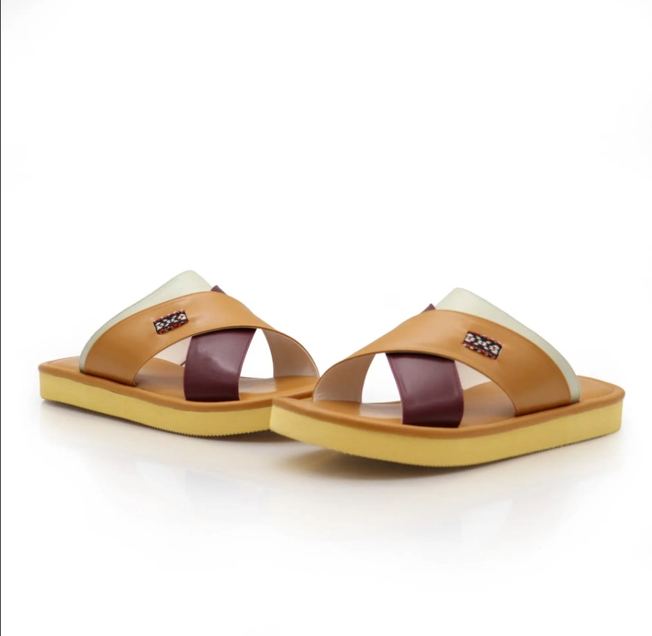 حذاء زبيري ملون 1 حذاء زبيري ملون 1