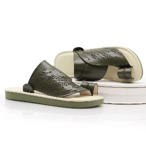 احذية شرقية مطرزة فضي احذية شرقية مطرزة فضي