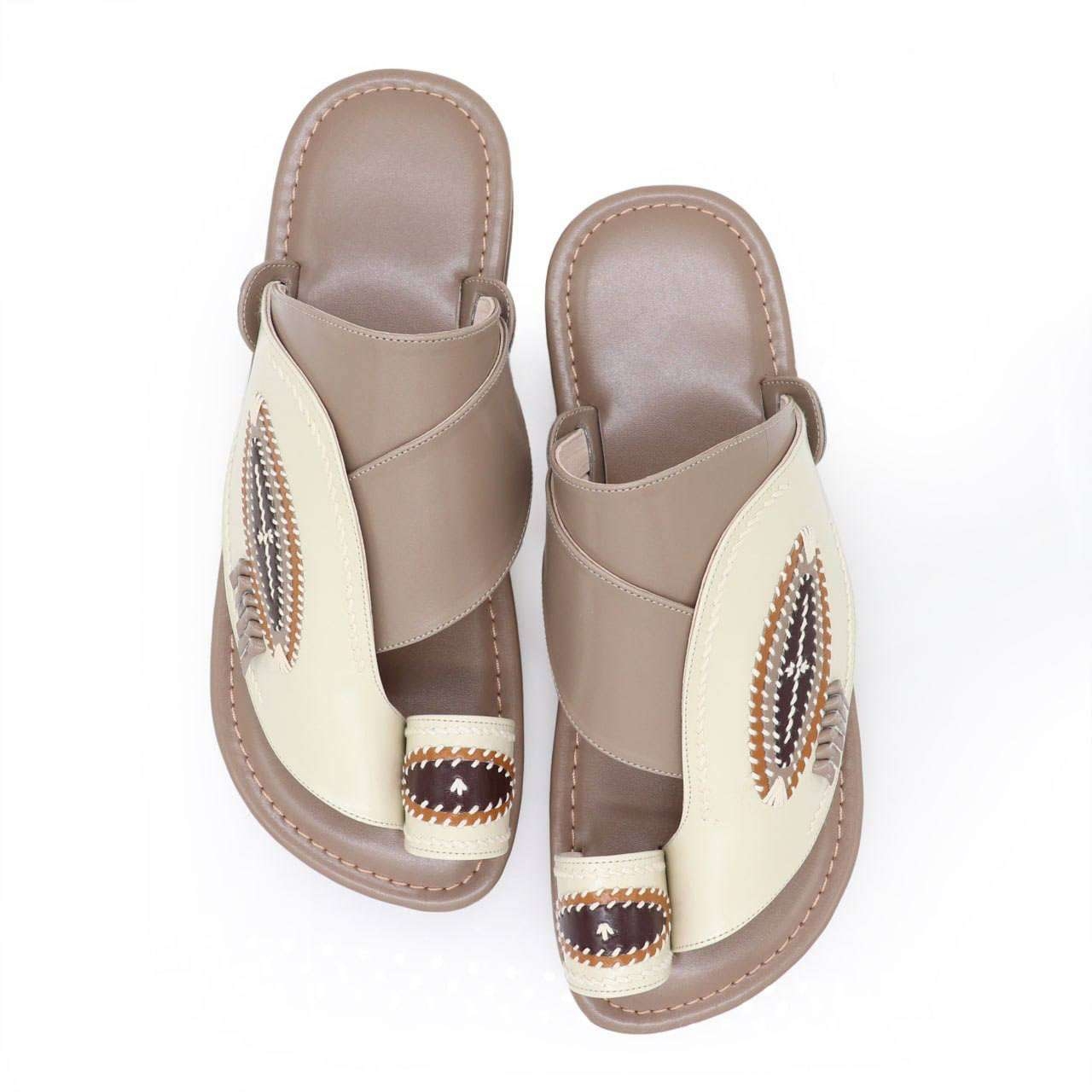 حذاء شرقي مطرز لون بيج4 حذاء شرقي مطرز لون بيج4