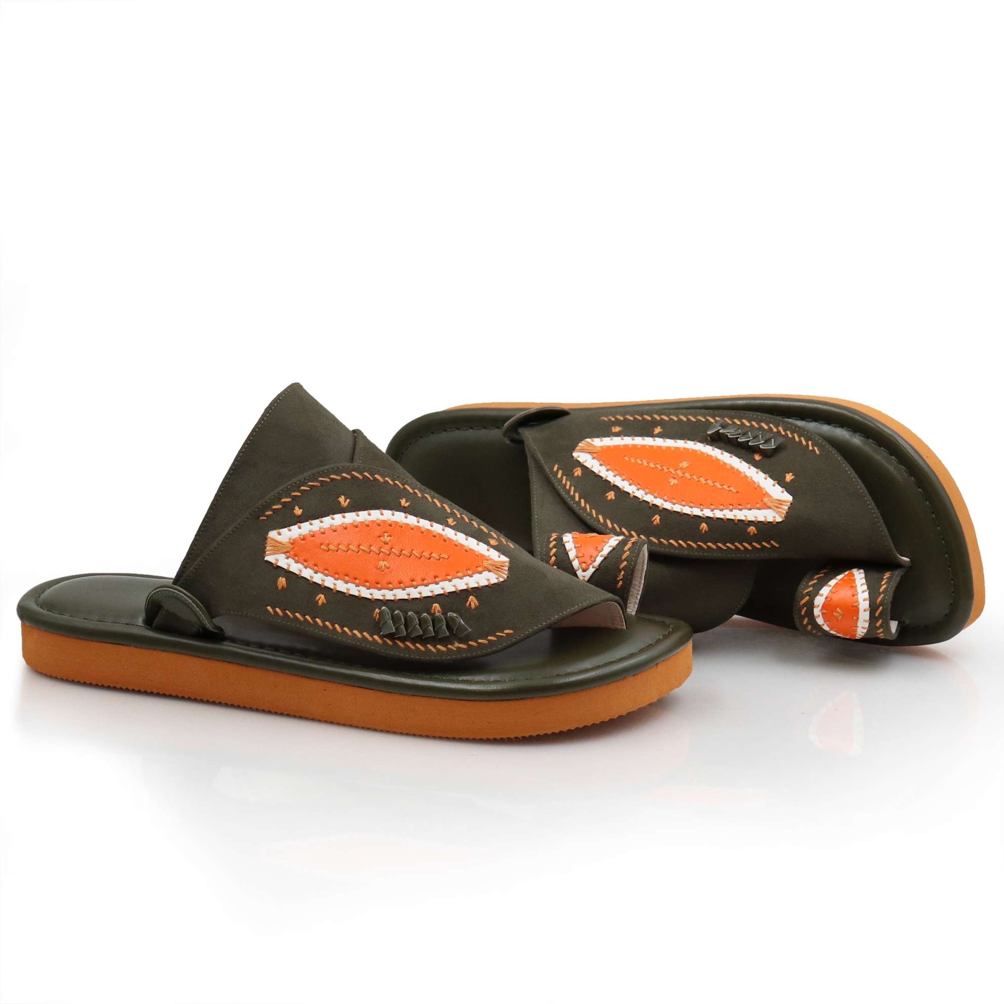 حذاء شرقي مطرز زيتي في برتقالي3 حذاء شرقي مطرز زيتي في برتقالي3