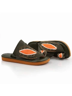 حذاء شرقي مطرز زيتي في برتقالي2